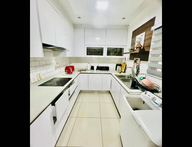 3 BEDROOM HOUSE FOR SALE IN AVOCA